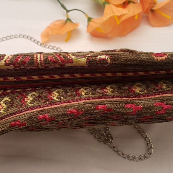 NWT**Boutique Tapestry Clutch Crossbody Purse - Picture 6 of 11